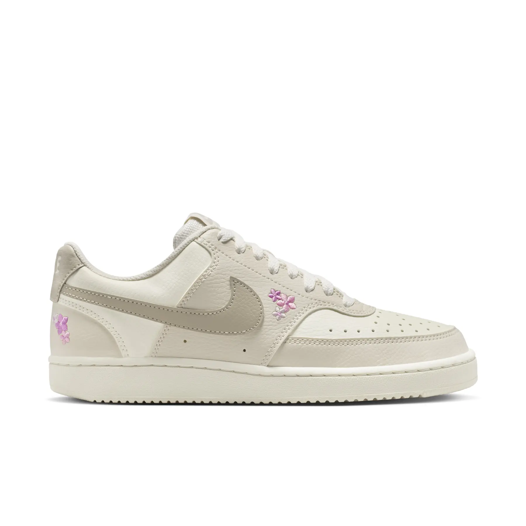Nike Damen Sneakers Nike Court Vision Low SE Stitched Floral
