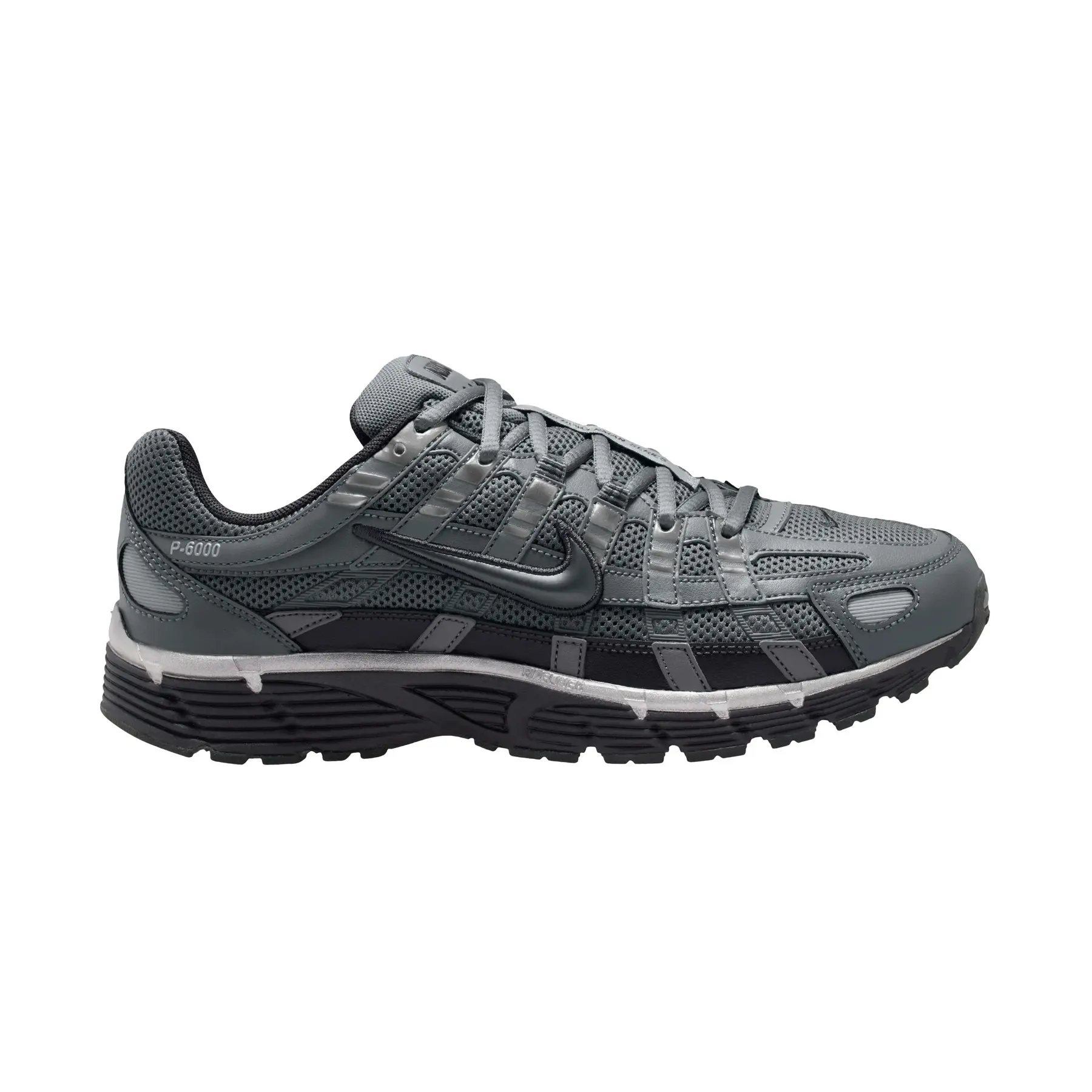 Nike Baskets Nike P-6000 ESS