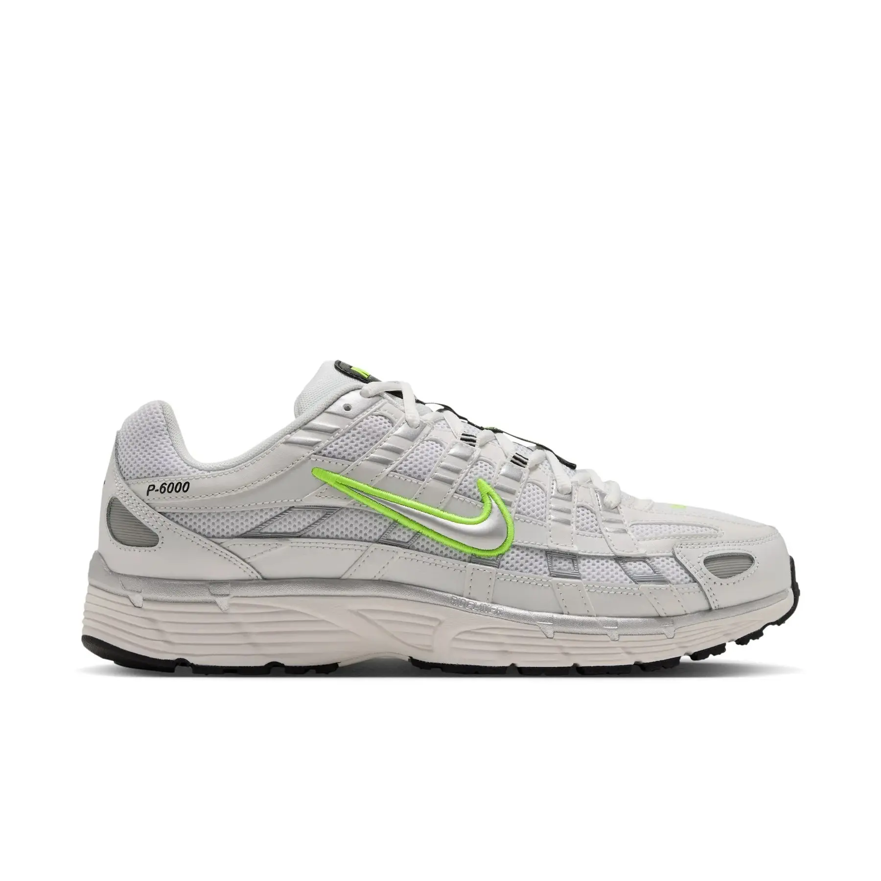 Baskets Nike P-6000
