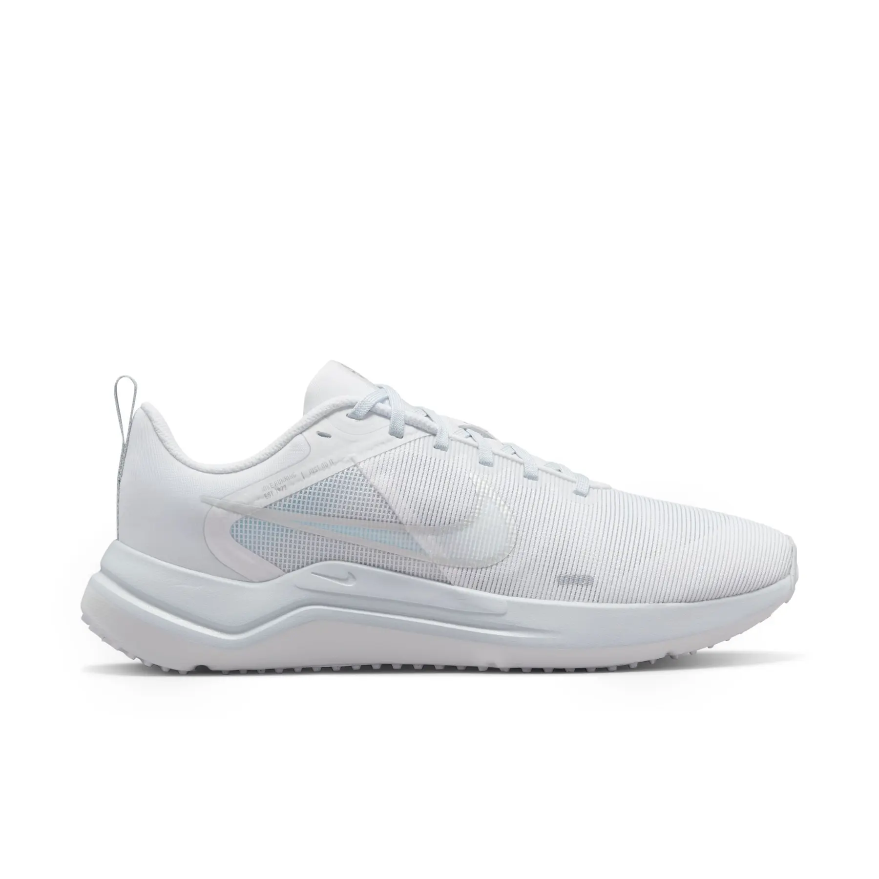 Nike Downshifter 12, vue de côté