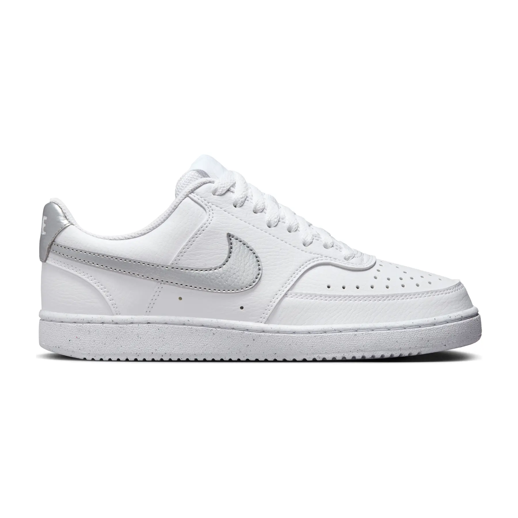 Baskets femme Nike Court Vision Low Next Nature DH3158-108 Blanc