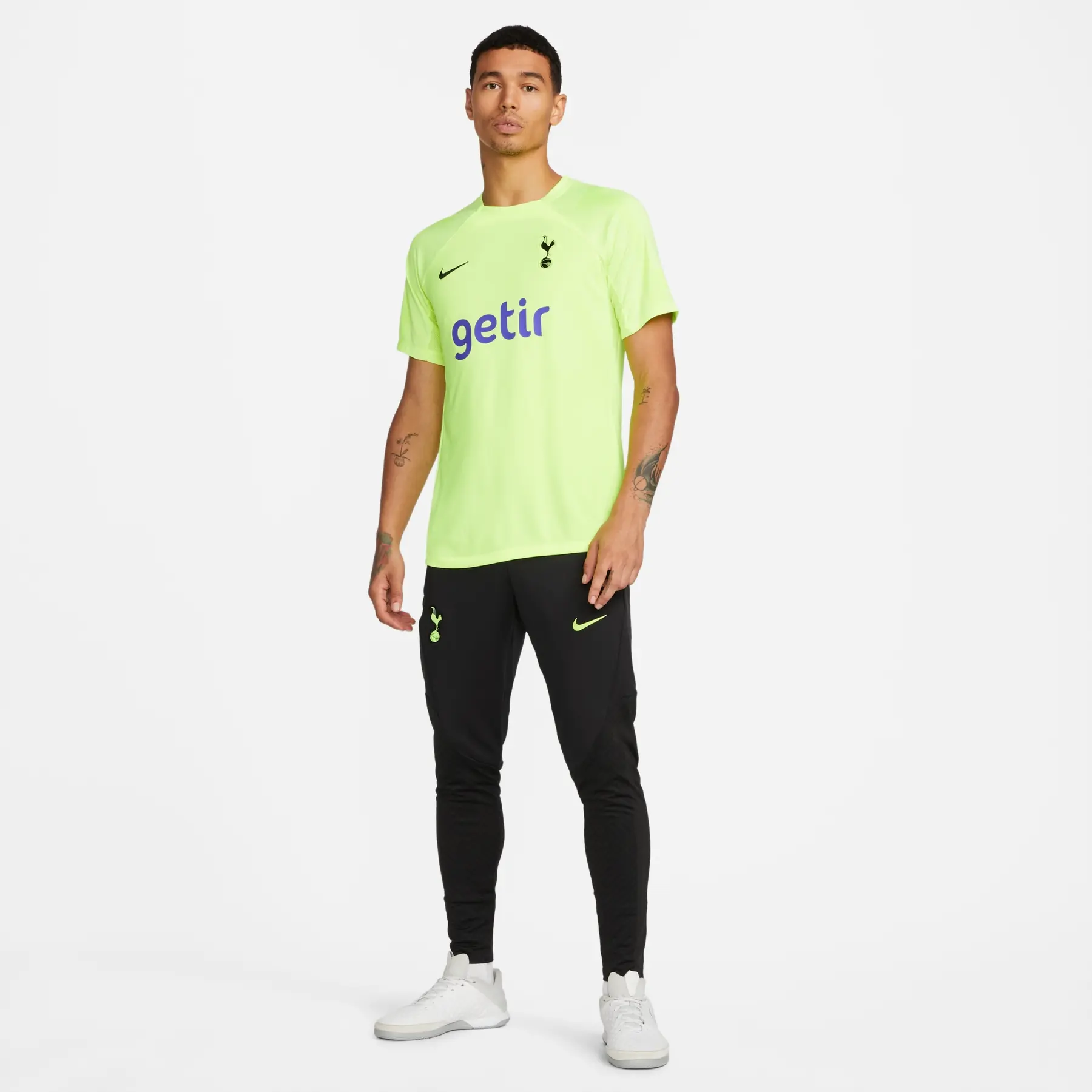 Jogginghose tottenham strike ks 2022/23