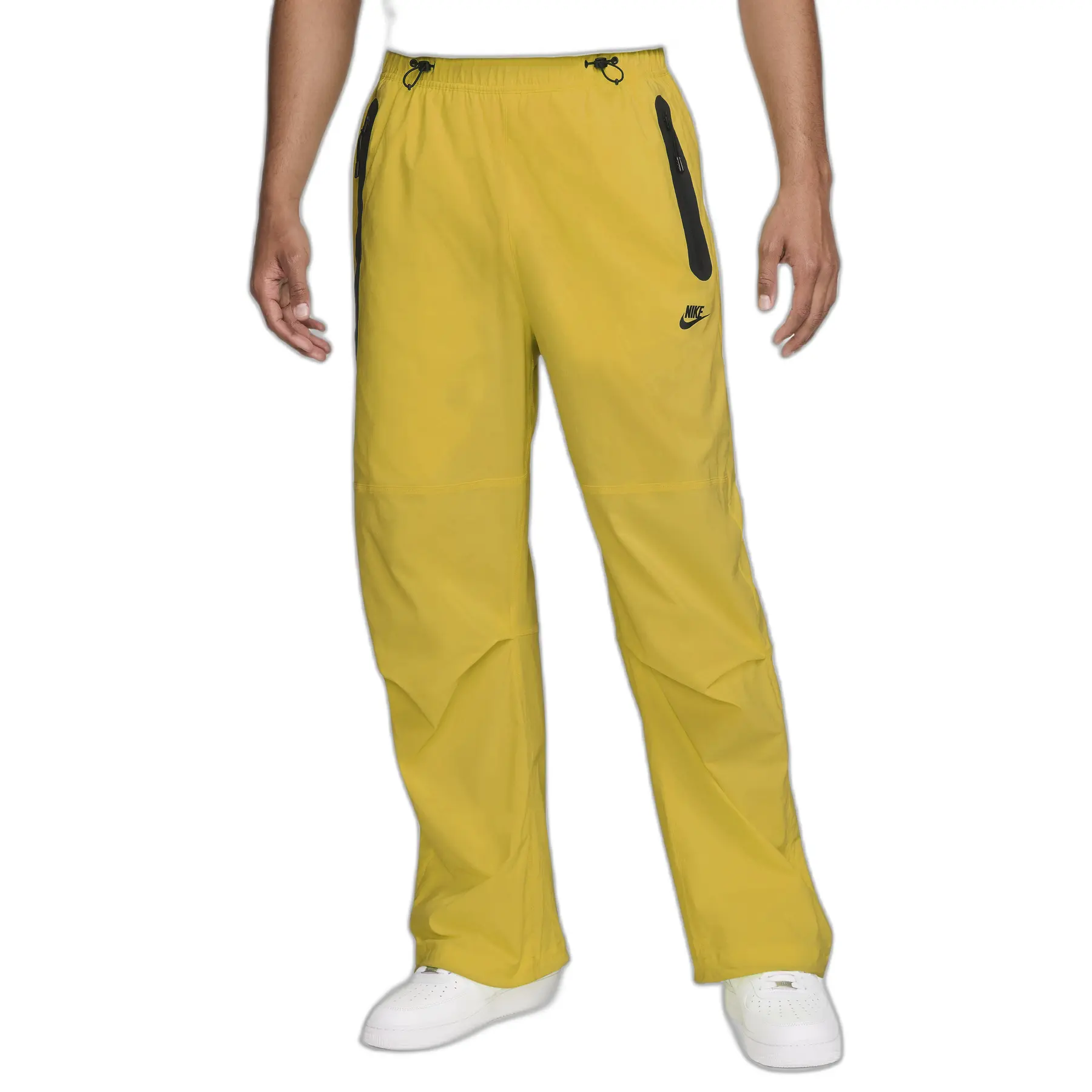 Pantalón oversized Nike Tech