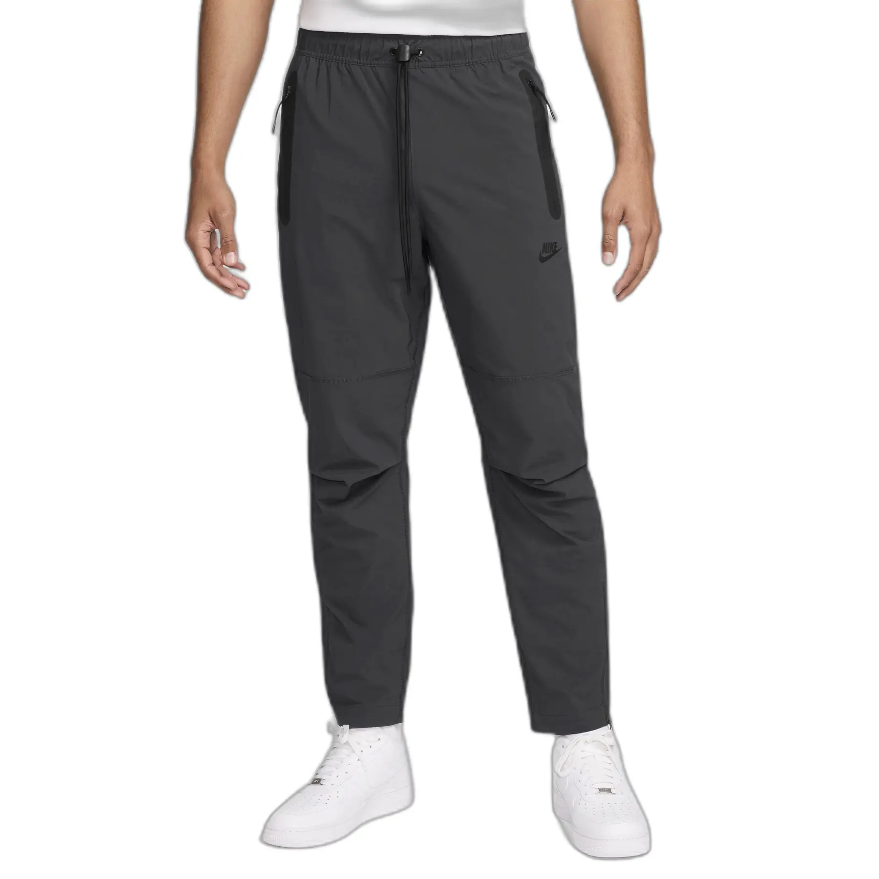 Pantalón Nike Tech