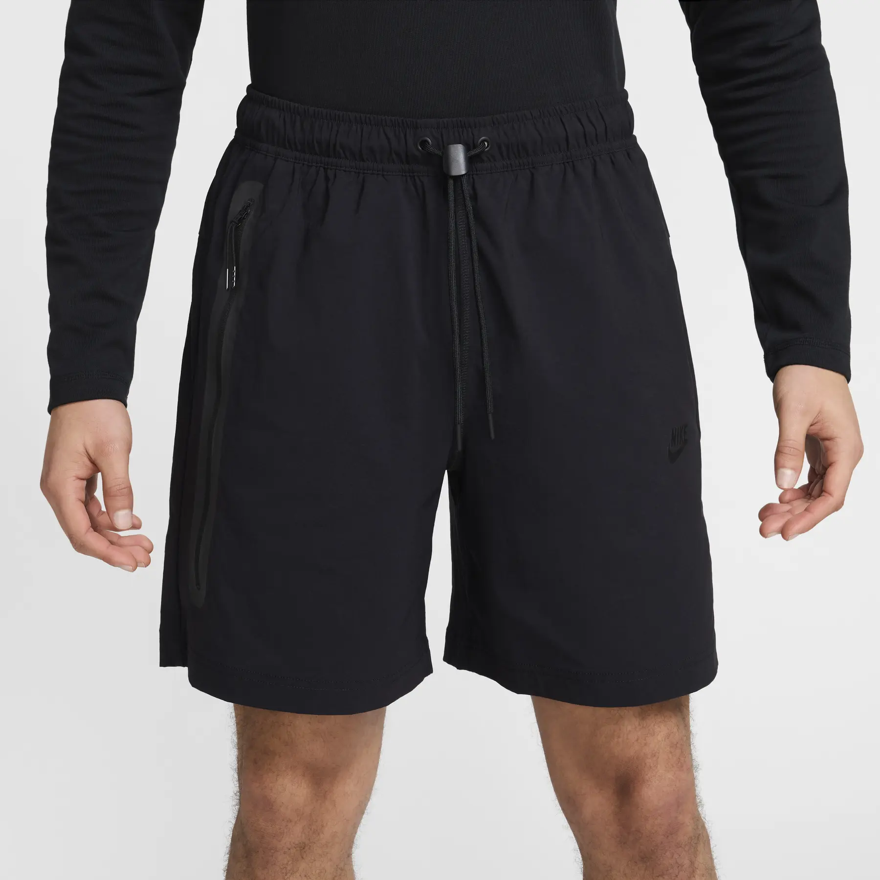 Shorts in tessuto Nike Tech