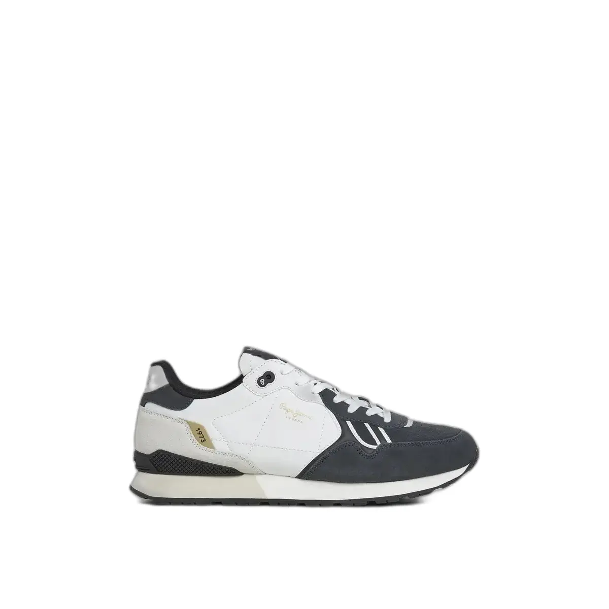 Sneakers  Brit Half