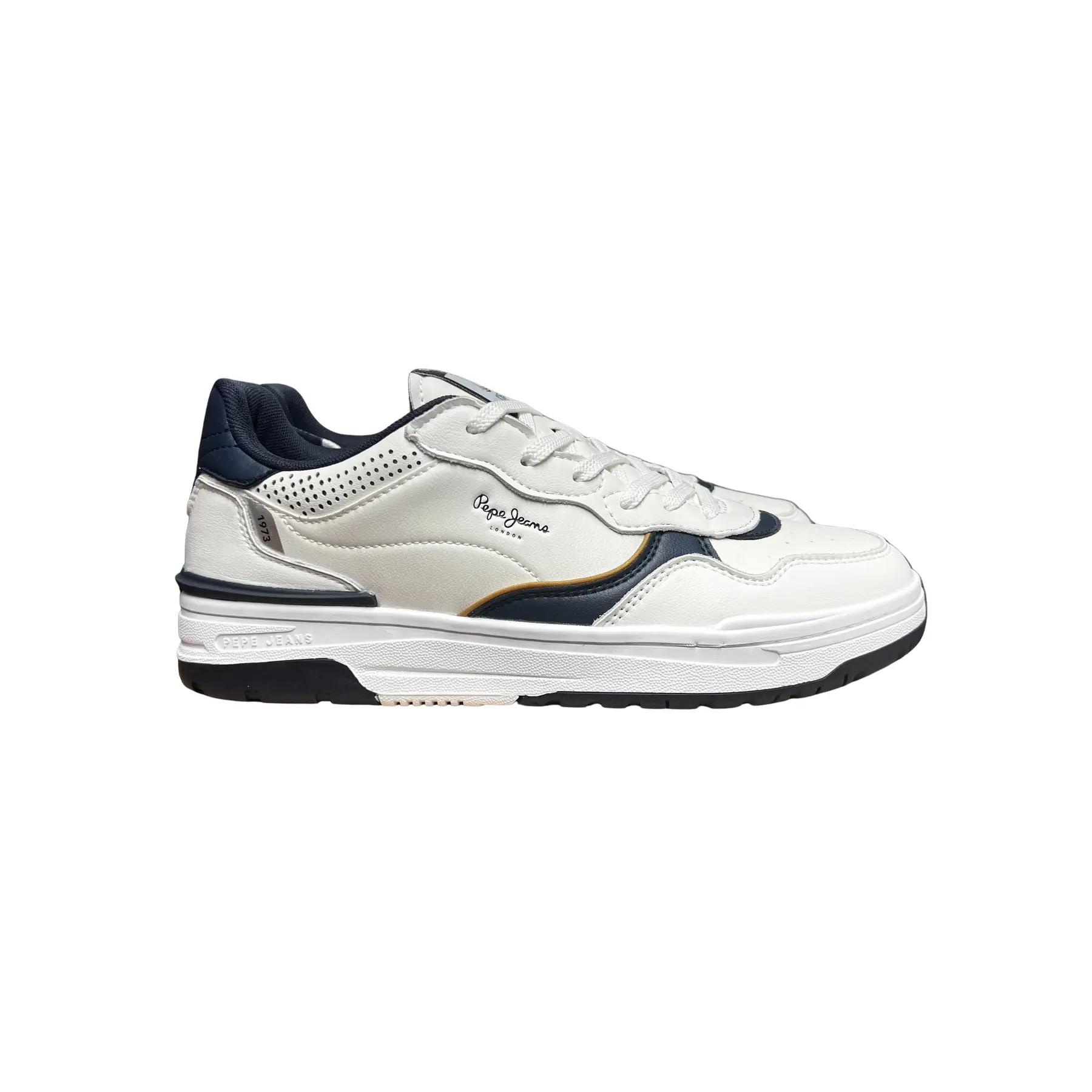 Sneakers  Chester Basic