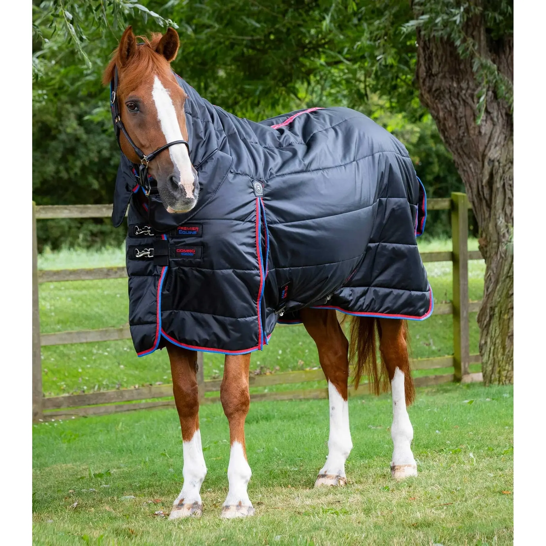 Horse stable blanket with neck cover Premier Equine 200 g