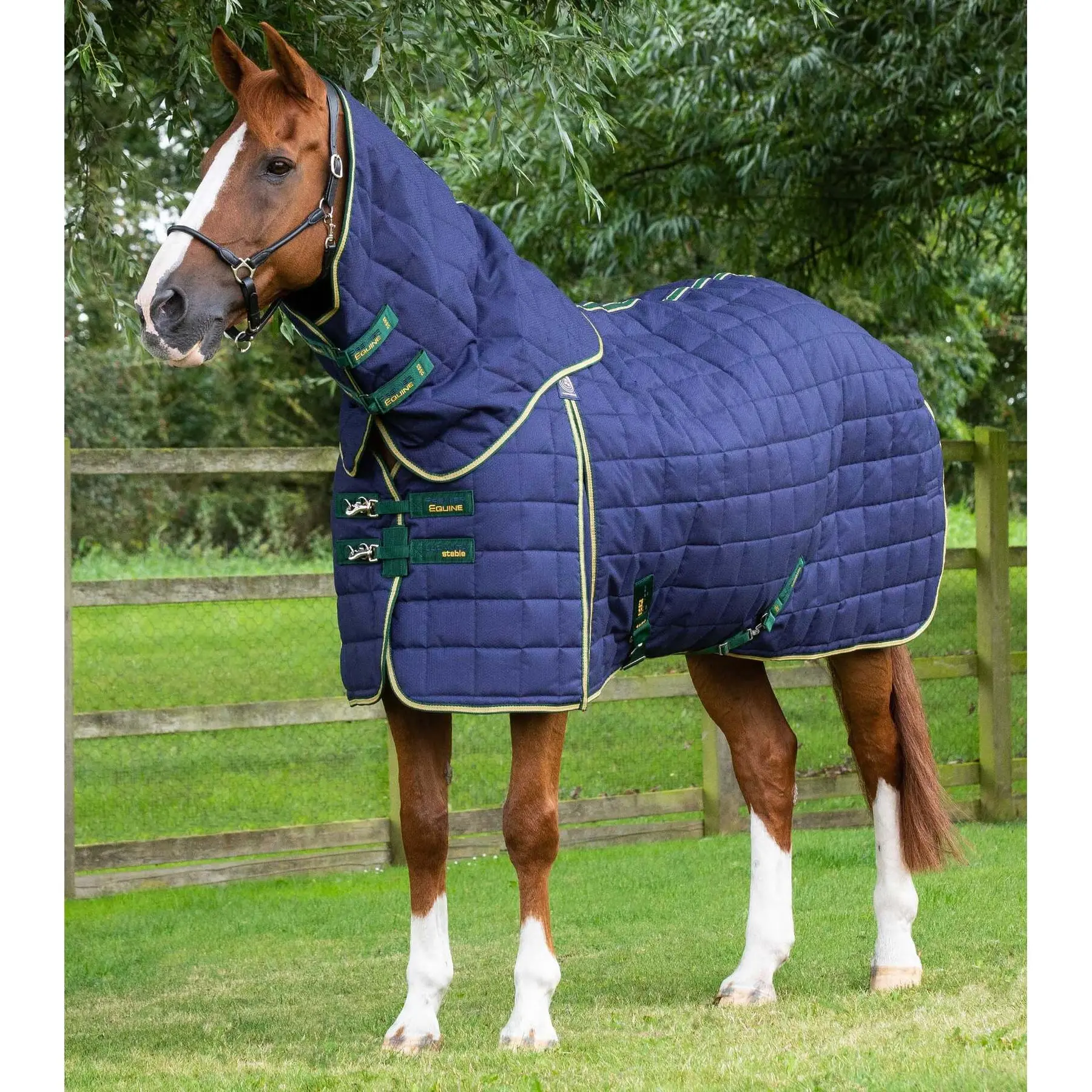 Horse stable blanket with neck cover Premier Equine Lucanta 450 g