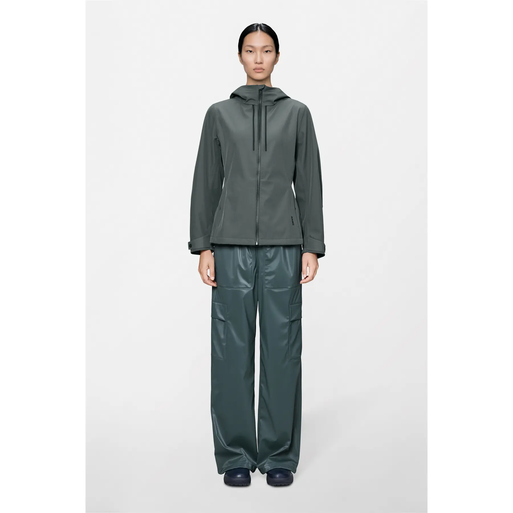 Damen-Daunenjacke Rains Suva Softshell W3T1