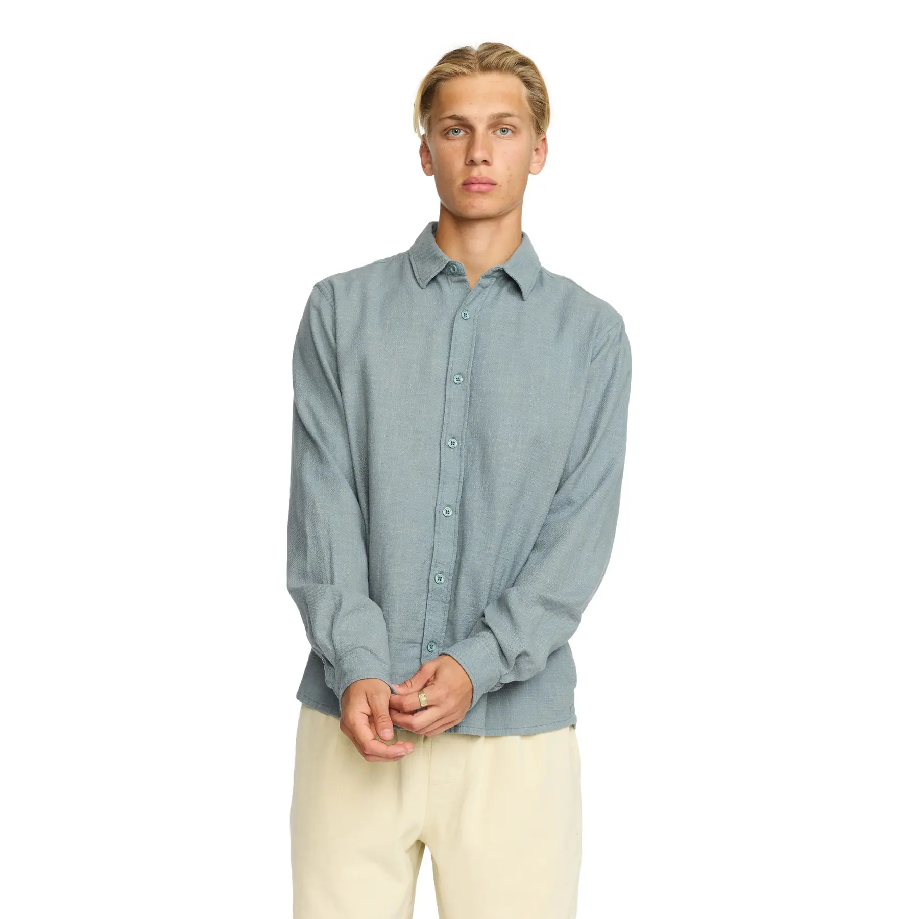 Loose Shirt Revolution