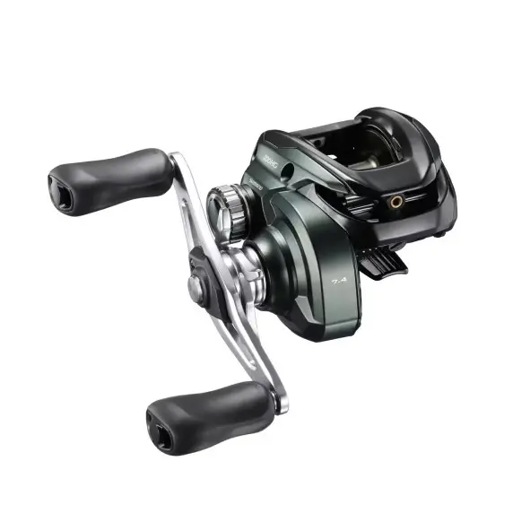 Linke Casting-Rolle Shimano Curado M