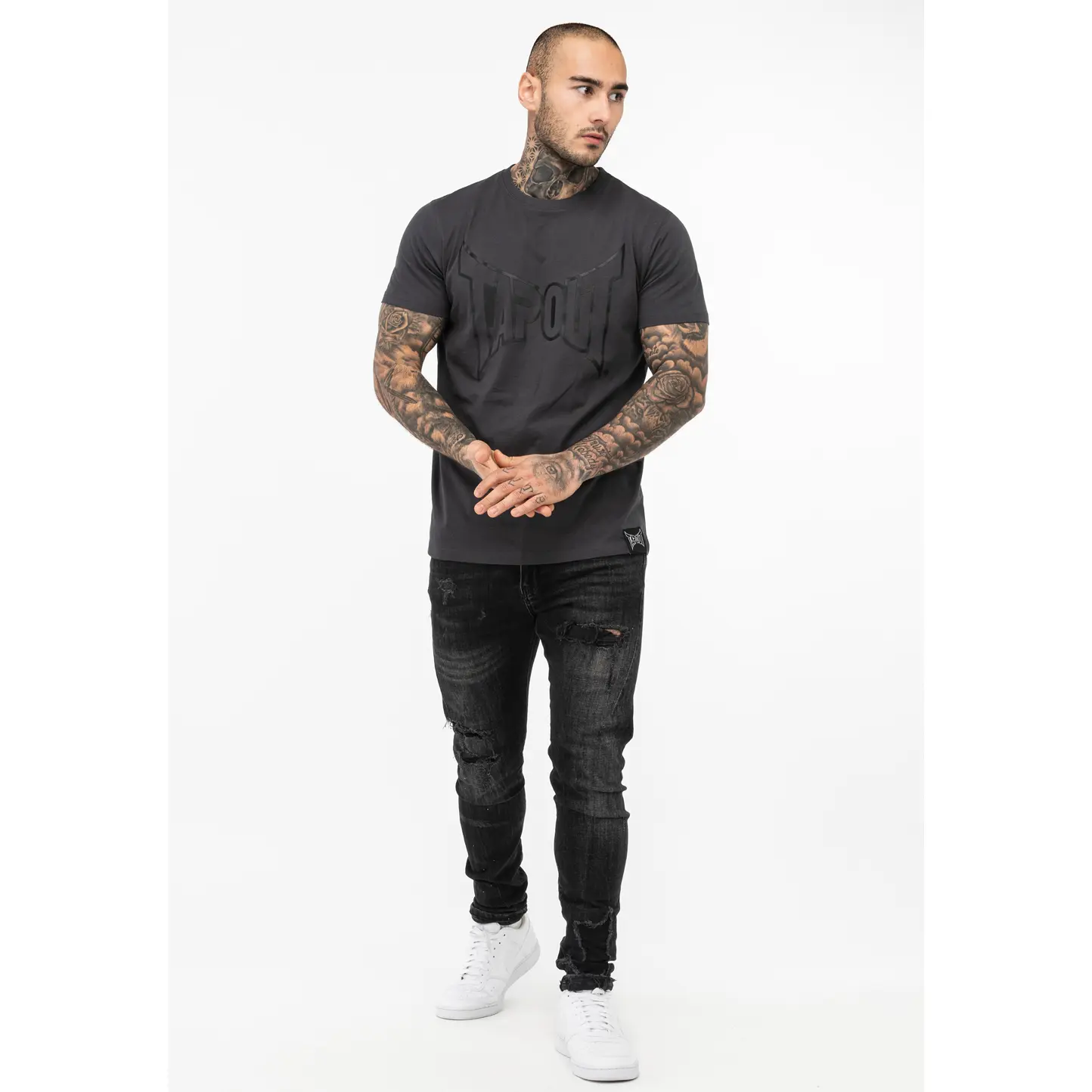 T-shirt dal taglio classico Tapout Basic
