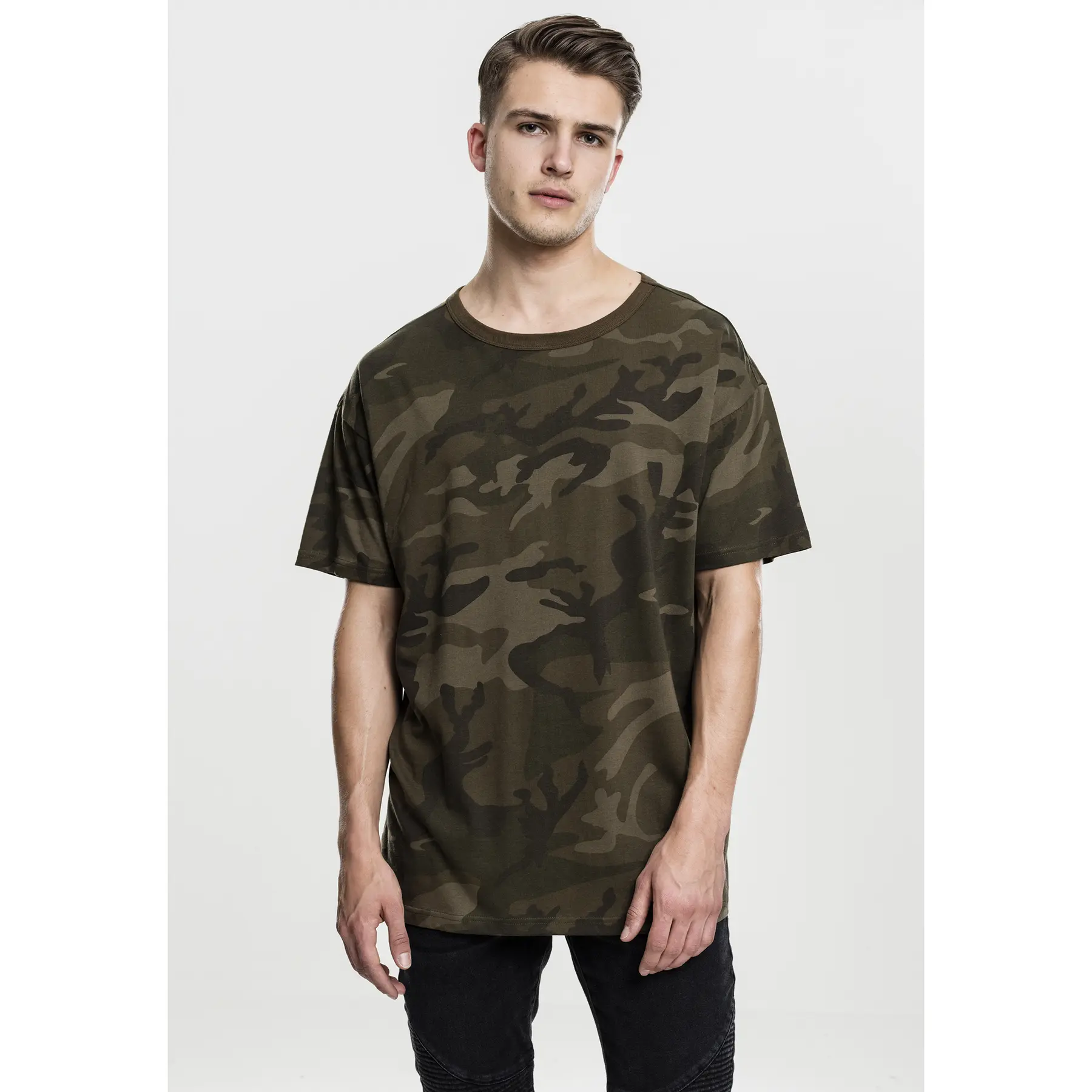 T-shirt Urban Classic Oversized camo