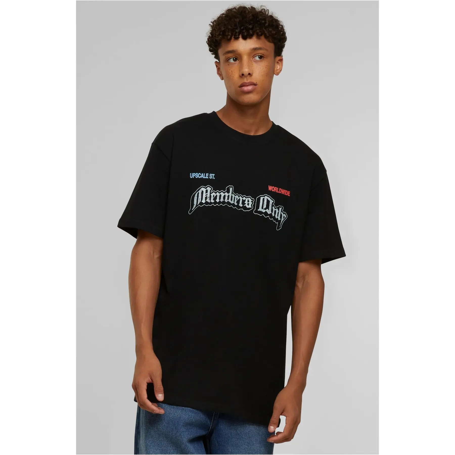Oversized T-Shirt Upscale Only Members