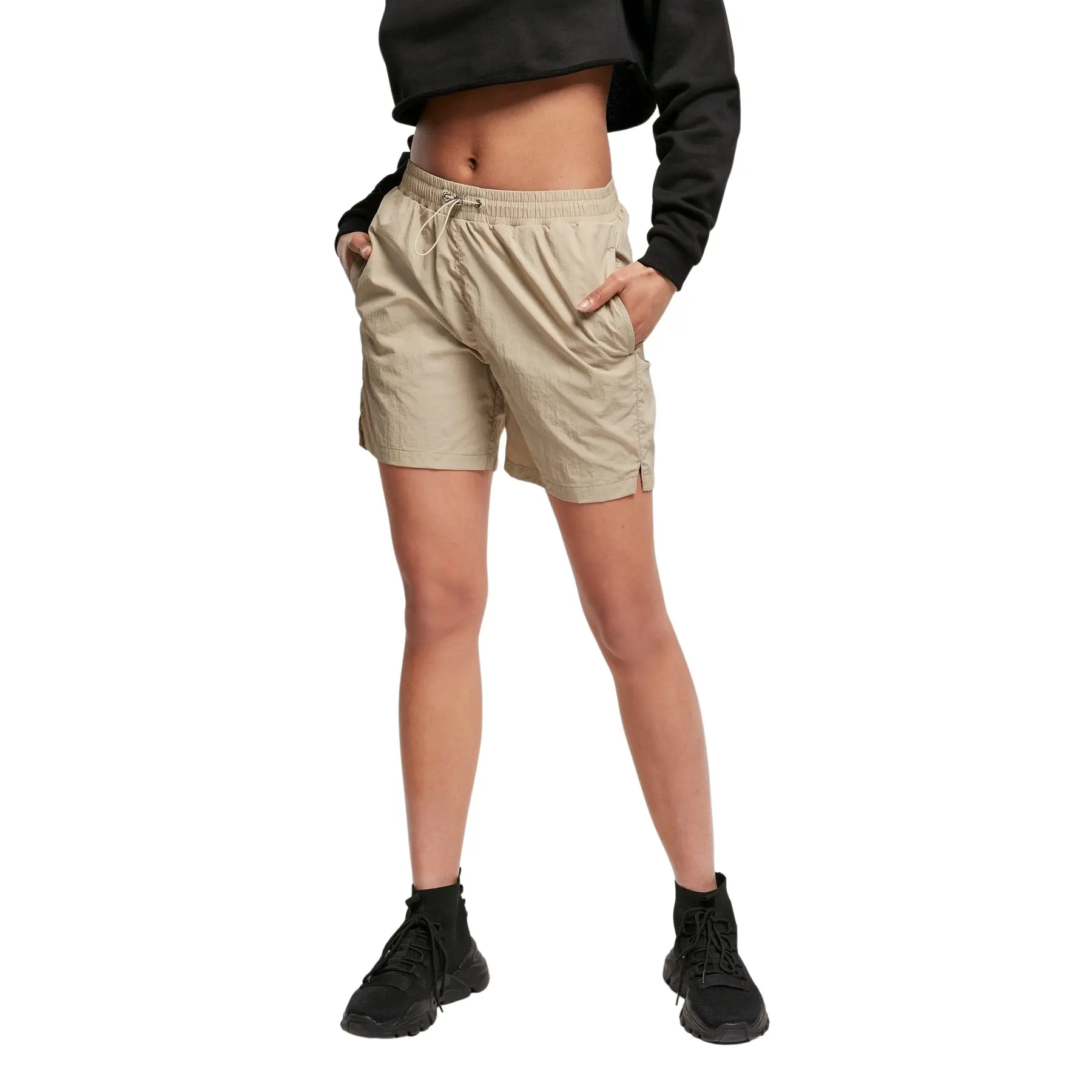 Shorts nylon froissé femme Urban Classics