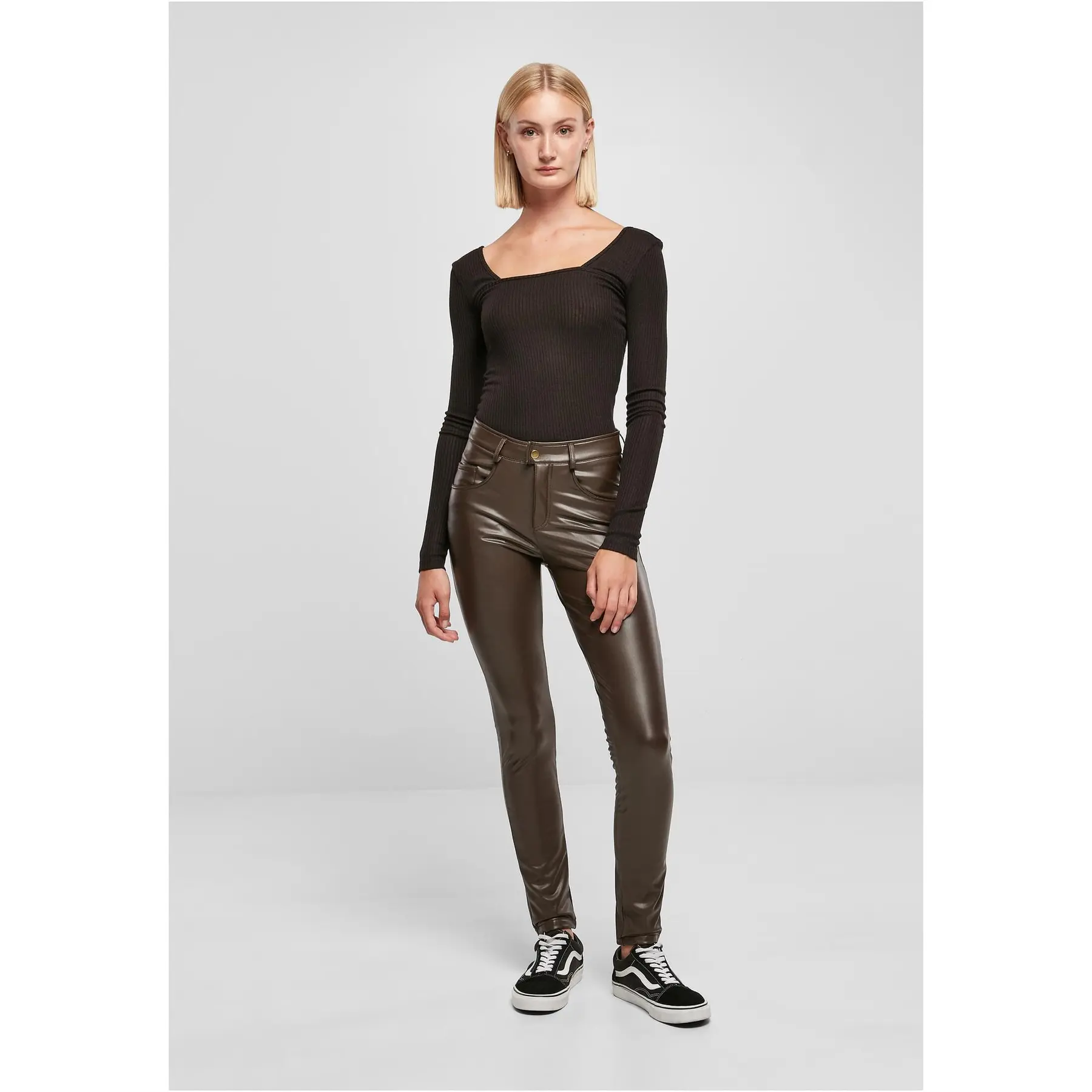 Kunstlederhose mittelgroß Damen Urban Classics