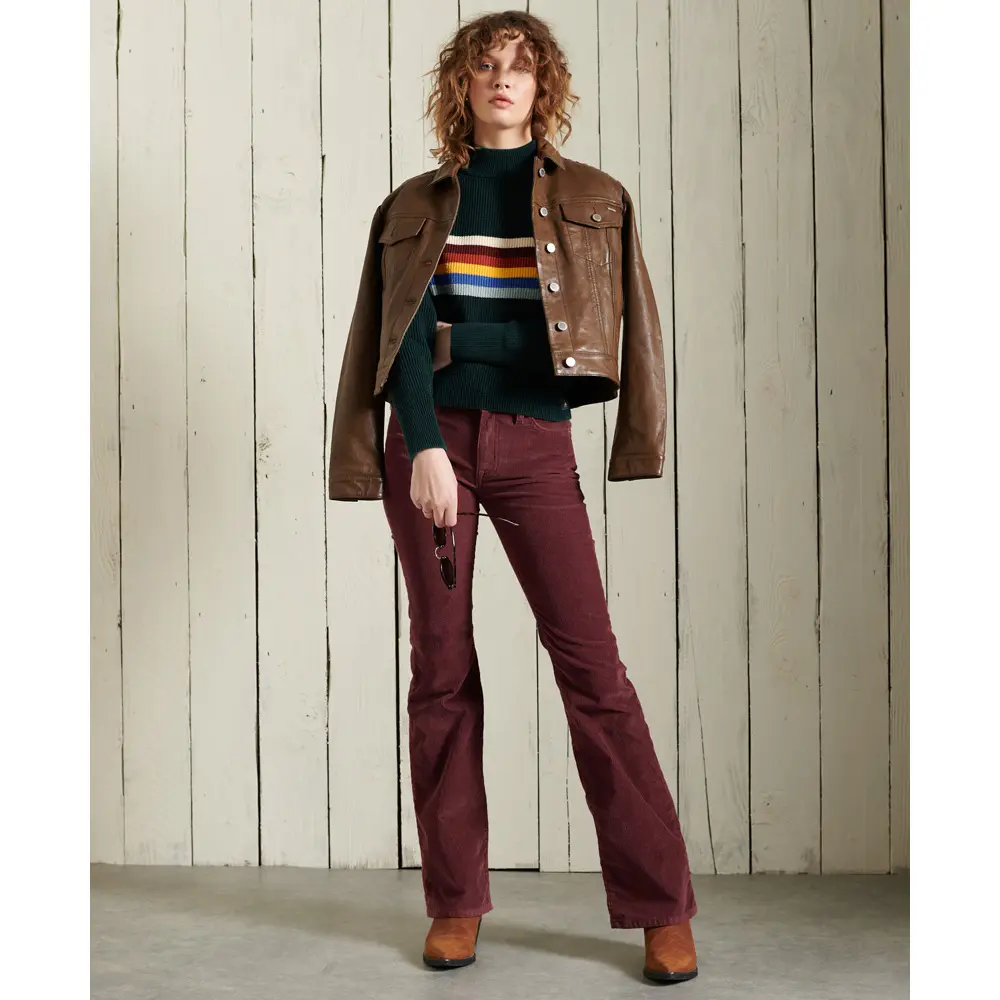 Pantalon Jean slim évasé en velours côtelé à taille mi haute femme Superdry