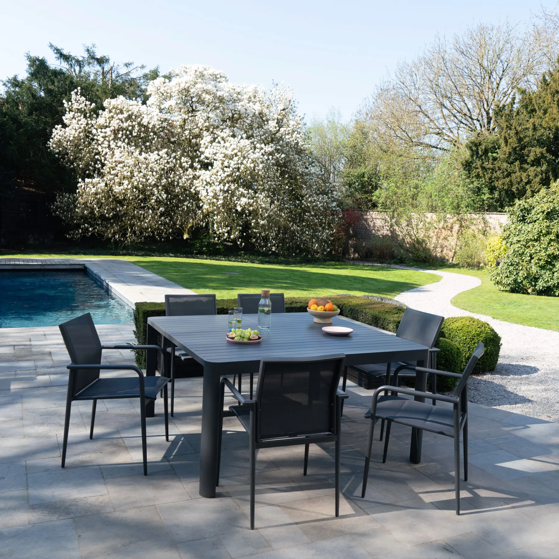 Alu Gartenlounge Tisch quadratisch 4/8 Personen mit 6 Stühlen Wilsa Garden Como