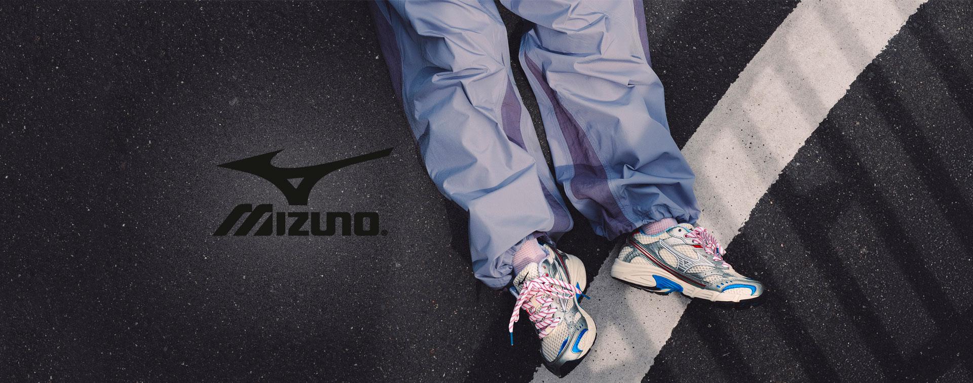https://cdn.blazimg.com/homepage/websites/360/mizuno-sliders.jpg